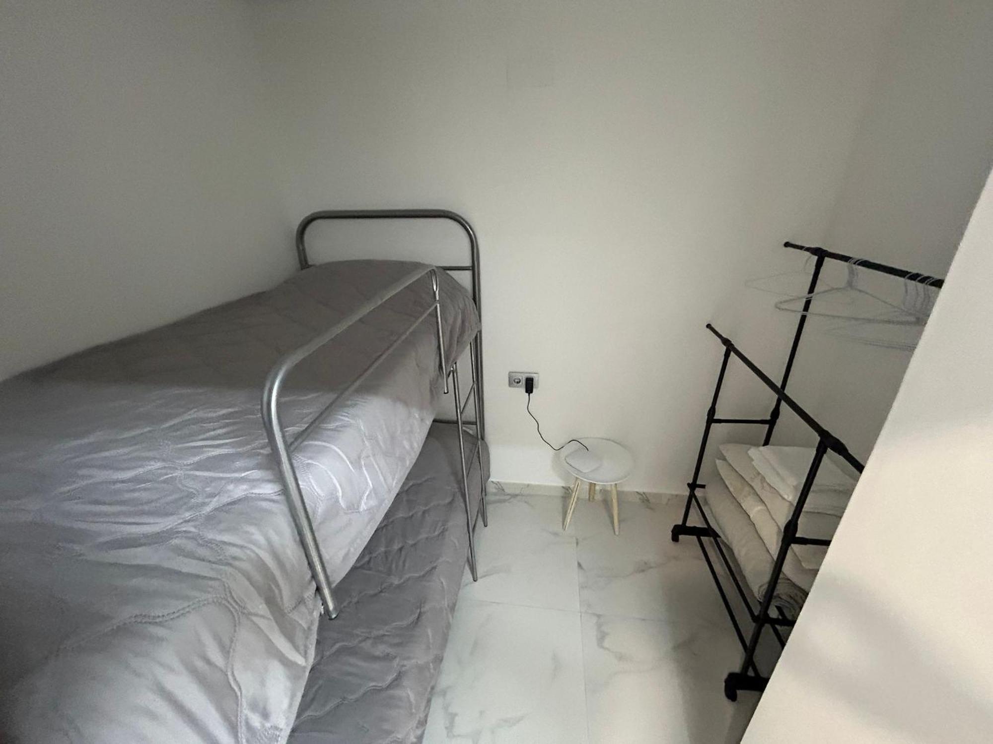 Apartamentos Cala Crancs 살루 외부 사진